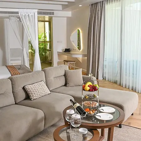 Acapulco Hotel 5*